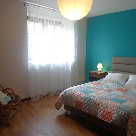 Apartament D'estrade. *